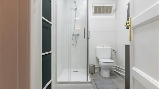 Rooms in Madrid Chamberí - photo 9