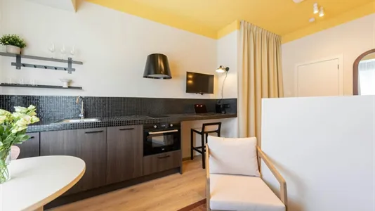 Apartments in Brussels Etterbeek - photo 1