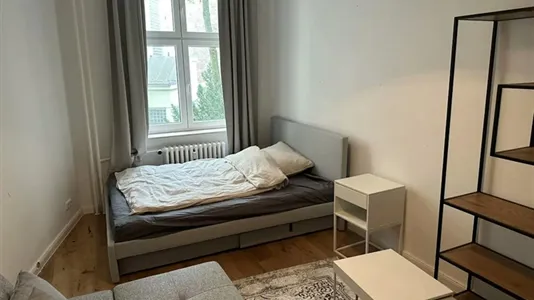Rooms in Berlin Neukölln - photo 1