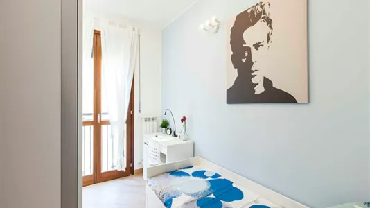 Rooms in Milano Zona 5 - Vigentino, Chiaravalle, Gratosoglio - photo 2