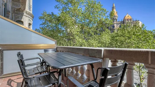 Apartments in Barcelona Eixample - photo 5