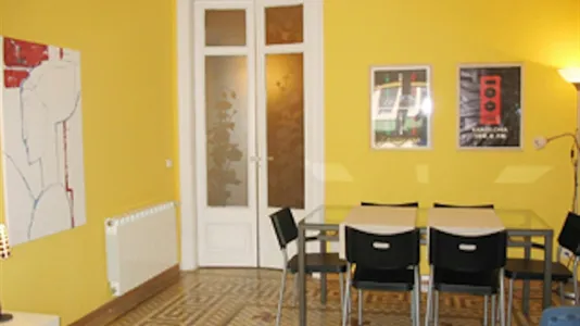 Rooms in Barcelona Eixample - photo 5