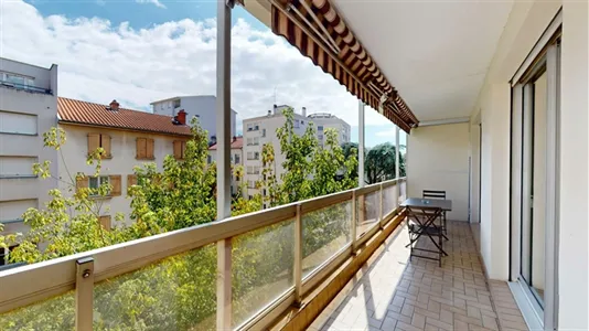 Rooms in Lyon - photo 9