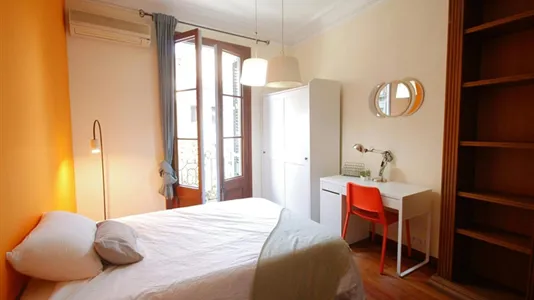 Rooms in Barcelona Gràcia - photo 4