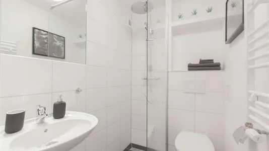 Houses in Dusseldorf - photo 7