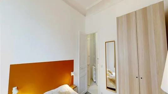 Rooms in Paris 17ème arrondissement - photo 2
