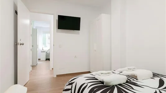 Rooms in Málaga - photo 6