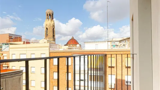 Rooms in Barcelona Sants-Montjuïc - photo 6