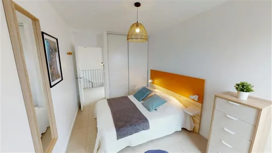 Rooms in Nanterre - photo 2