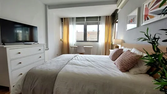 Rooms in Madrid Hortaleza - photo 10