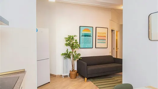Rooms in Zaragoza - photo 8