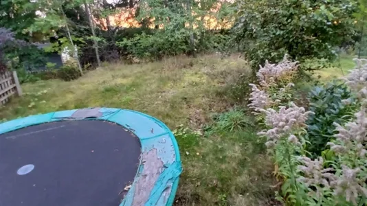 Houses in Södertälje - photo 12