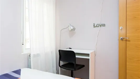 Rooms in Zaragoza - photo 4
