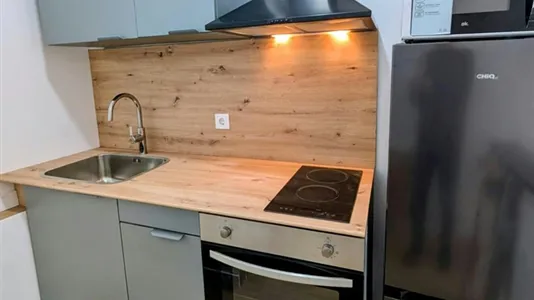 Apartments in Burjassot - photo 2