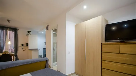Apartments in Barcelona Ciutat Vella - photo 7