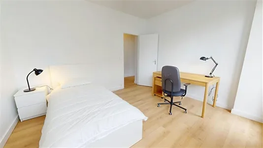 Apartments in Lyon - photo 10