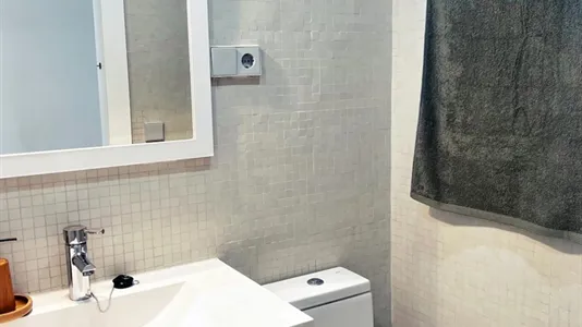 Rooms in Madrid Chamartín - photo 10