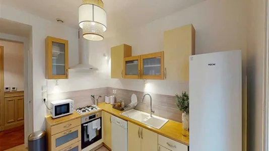 Rooms in Paris 8ème arrondissement - photo 4