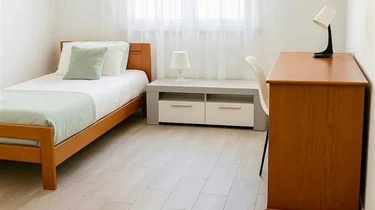 Rooms in Portimão - photo 1