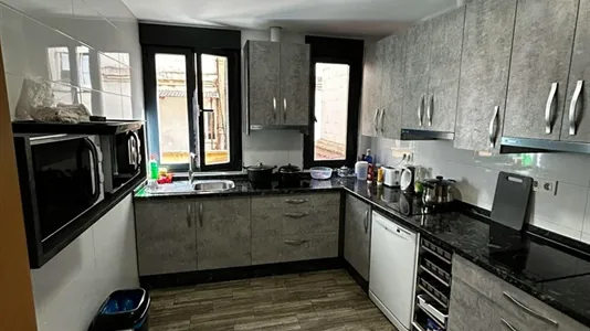 Rooms in León - photo 9