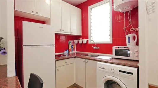 Rooms in Barcelona Ciutat Vella - photo 6