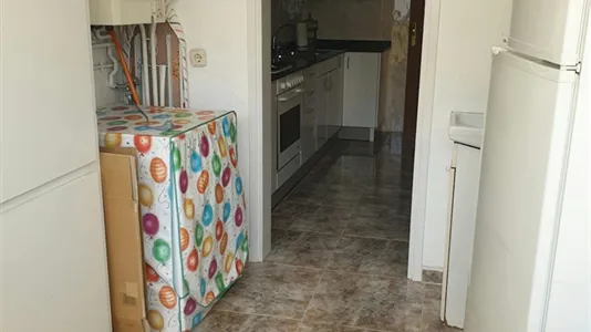 Rooms in Terrassa - photo 4