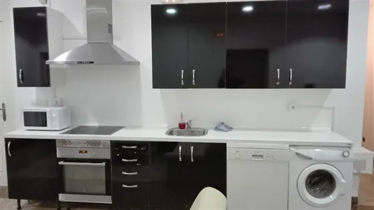 Rooms in Madrid Chamberí - photo 10