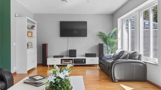 Houses in Botkyrka - photo 4