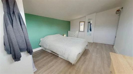Rooms in Nîmes - photo 3