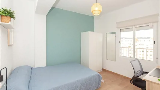 Rooms in Castellón de la Plana/Castelló de la Plana - photo 1