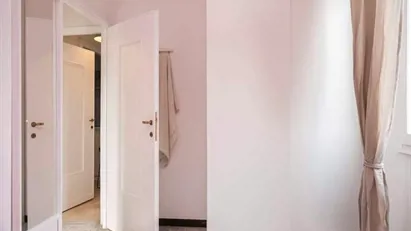 Room for rent in Milano Zona 6 - Barona, Lorenteggio, Milan