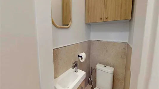 Rooms in Paris 15ème arrondissement - photo 5