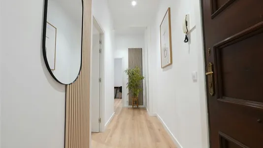 Rooms in Barcelona Eixample - photo 8