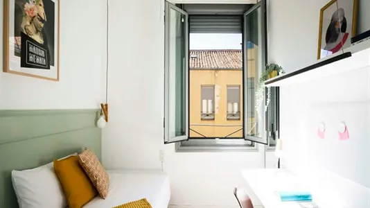 Rooms in Madrid Centro - photo 4