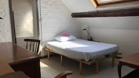 Apartments in Brussels Sint-Gillis - photo 9