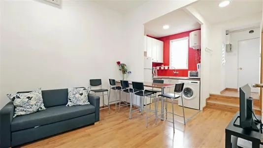Rooms in Barcelona Ciutat Vella - photo 5