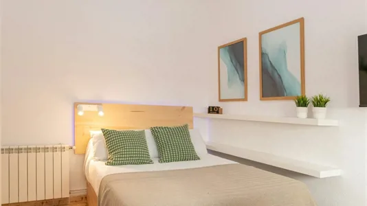 Rooms in Madrid Centro - photo 2