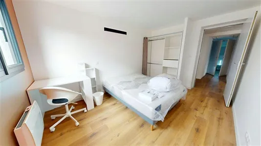 Rooms in Lyon - photo 2