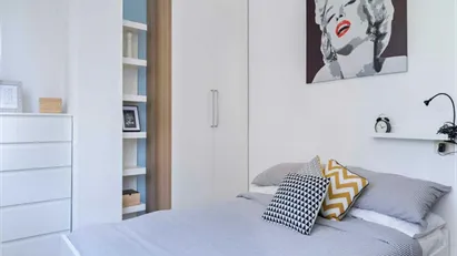 Room for rent in Milano Zona 6 - Barona, Lorenteggio, Milan