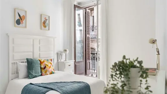 Rooms in Madrid Chamberí - photo 8