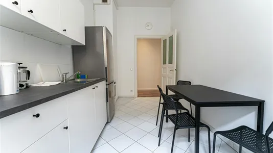 Rooms in Berlin Friedrichshain-Kreuzberg - photo 9