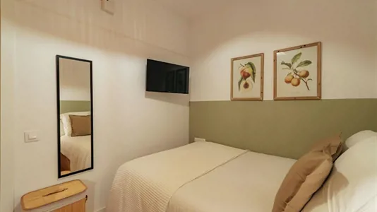 Rooms in Barcelona Eixample - photo 3