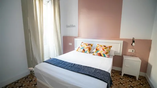 Rooms in Valencia Ciutat Vella - photo 1