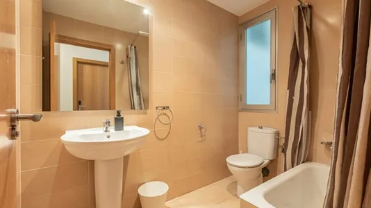 Rooms in Valencia L'Eixample - photo 10