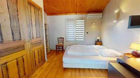 Rooms in Lyon - photo 3