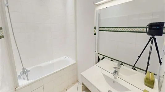 Rooms in Lyon - photo 9