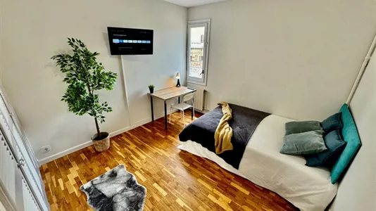 Rooms in Barcelona Ciutat Vella - photo 3