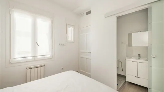 Rooms in Madrid Chamberí - photo 8