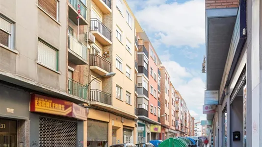 Rooms in Zaragoza - photo 9