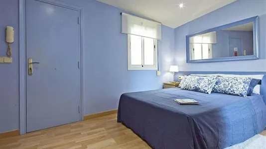 Apartments in Barcelona Ciutat Vella - photo 3